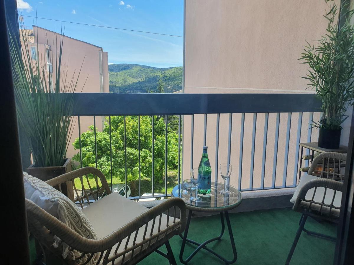 L'Exotique ! Appartement Gréoux-les-Bains Buitenkant foto